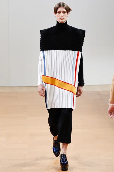 Look 2